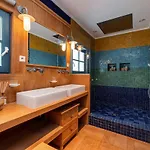 Villa Stunning Juan Les Pins 5 Bed With Pool