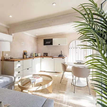 Stunning Juan Les Pins 5 Bed With Pool Antibes