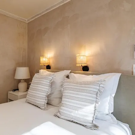Stunning Juan Les Pins 5 Bed With Pool